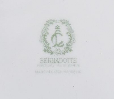БЕР0639 Супница 2,5л Thun Bernadotte, декор "Охотничьи сюжеты"